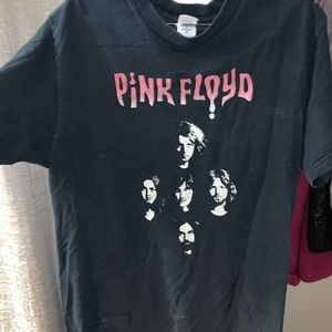 5/$30☘️ Vintage Pink Floyd Shirt